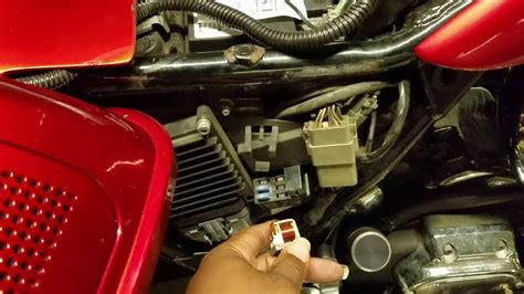 2003 electra glide fuse box location|harley fuse box location.